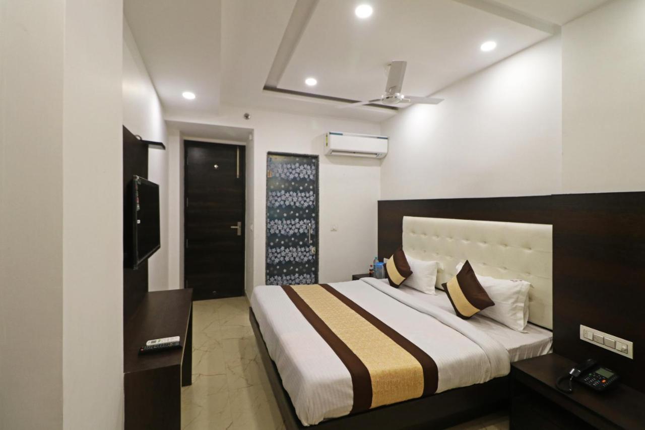 Silver Shine New Delhi - Comfort Stay Екстер'єр фото