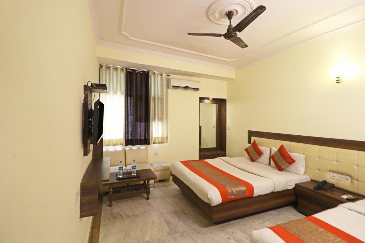 Silver Shine New Delhi - Comfort Stay Екстер'єр фото