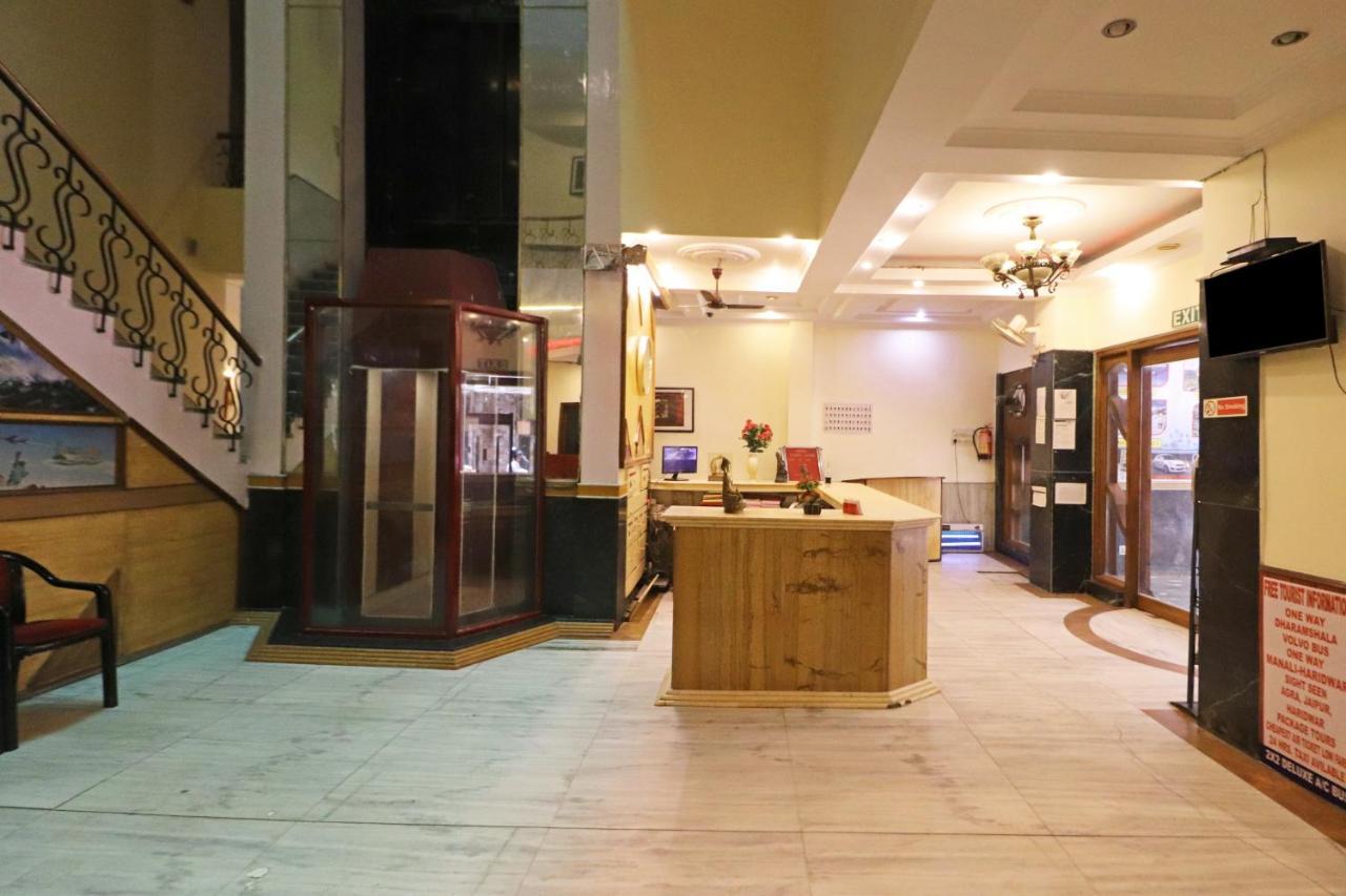 Silver Shine New Delhi - Comfort Stay Екстер'єр фото